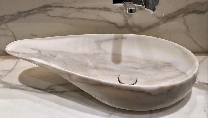 Loft di londra in marmo di carrara elegant white progettato da artemarmi Marmo bianco assoluto